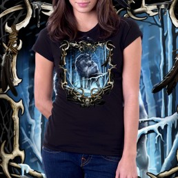 3Д женская футболка Волк в лесу