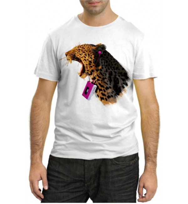 Модная футболка Пантера с плеером