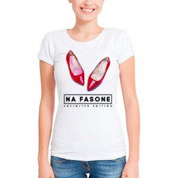 Футболка в стиле SWAG На фасоне